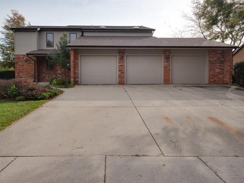 5 Pendleton Way, Bloomington, IL 61704 photo 1