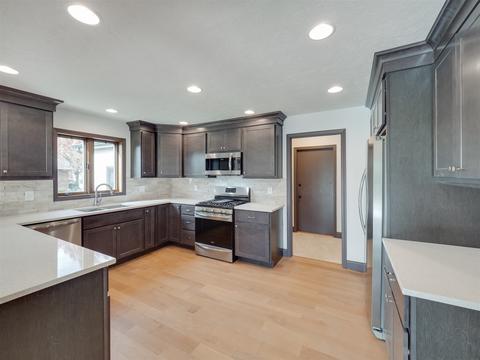 5 Pendleton Way, Bloomington, IL 61704 photo 12