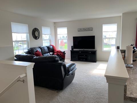 1752 Ruby Dr, Pingree Grove, IL 60140 photo 3