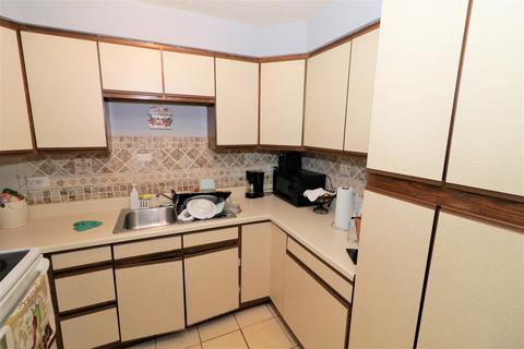 2502 Algonquin Rd #13, Rolling Meadows, IL 60008 photo 5