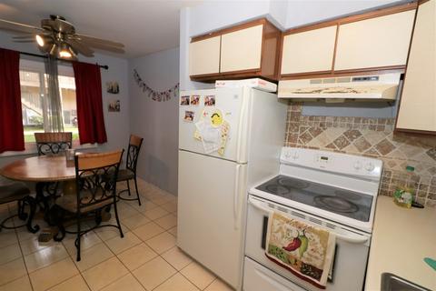 2502 Algonquin Rd #13, Rolling Meadows, IL 60008 photo 7
