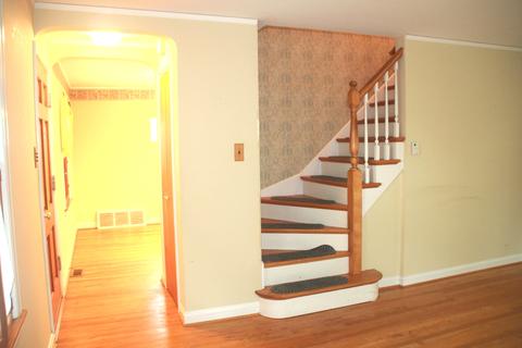 1687 Spruce Ave, Des Plaines, IL 60018 photo 4