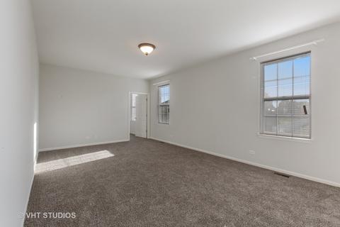 3091 Wickenden Ave, Elgin, IL 60124 photo 5