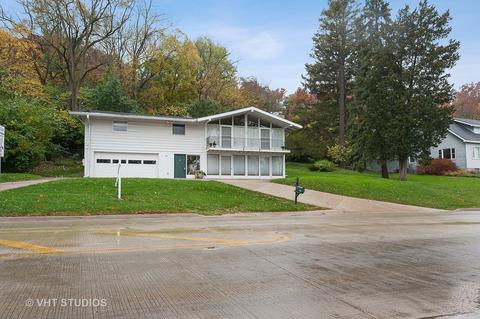 868 S Main St, Algonquin, IL 60102 photo 1