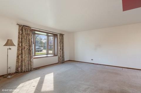 820 W Appletree Ln, Bartlett, IL 60103 photo 3