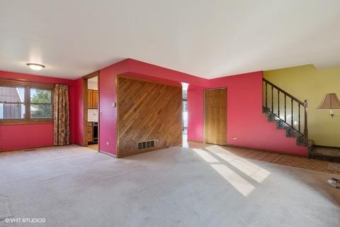 820 W Appletree Ln, Bartlett, IL 60103 photo 6