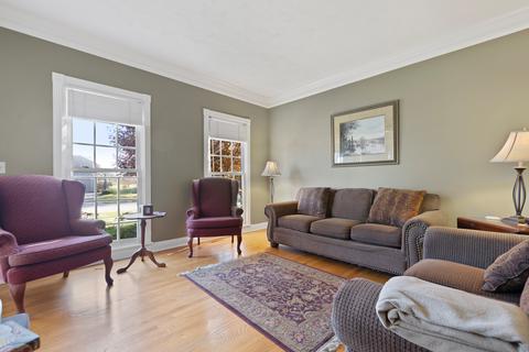 2040 Eldorado Dr, Geneva, IL 60134 photo 4