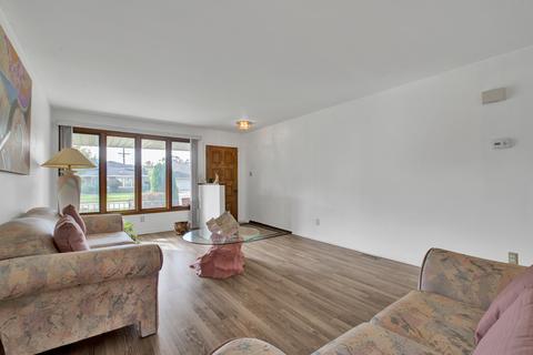 1112 E 152nd St, Dolton, IL 60419 photo 5
