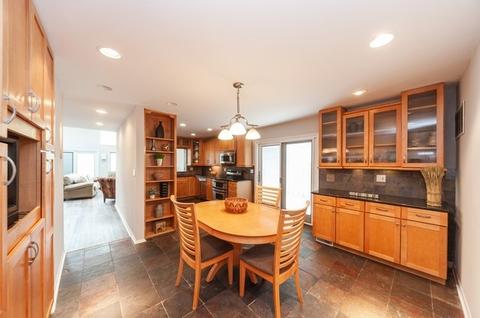 75 E Pepper Tree Dr, Palatine, IL 60067 photo 4