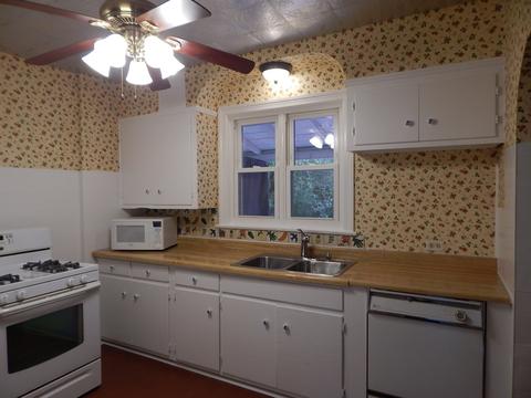 277 S Wolf Rd, Des Plaines, IL 60016 photo 6