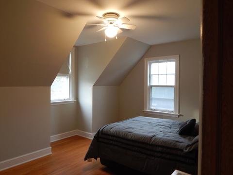 277 S Wolf Rd, Des Plaines, IL 60016 photo 10