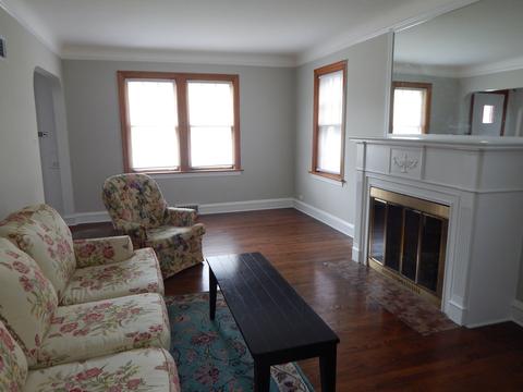 277 S Wolf Rd, Des Plaines, IL 60016 photo 3