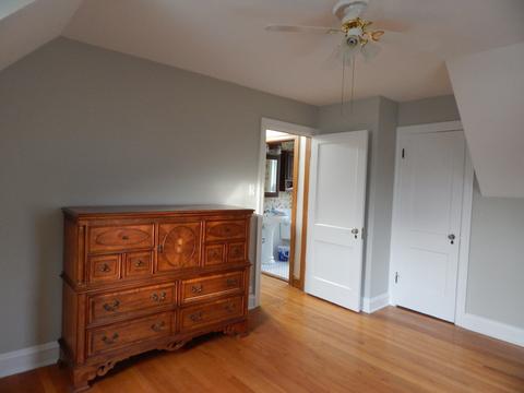 277 S Wolf Rd, Des Plaines, IL 60016 photo 8