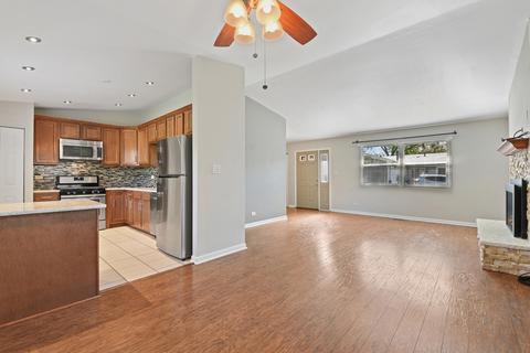 4433 Westbridge Ct, Hoffman Estates, IL 60192 photo 6