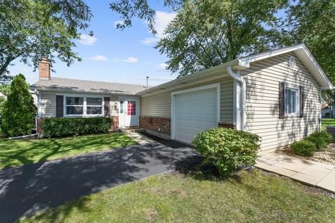 4433 Westbridge Ct, Hoffman Estates, IL 60192 photo 3