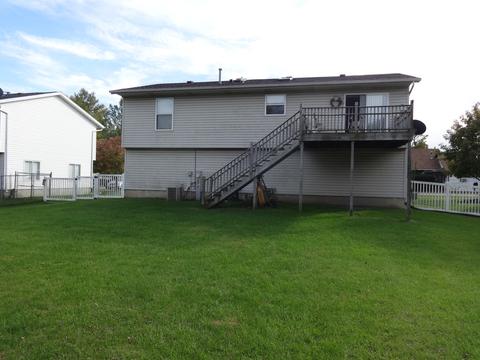 902 Catlin St, Ottawa, IL 61350 photo 2
