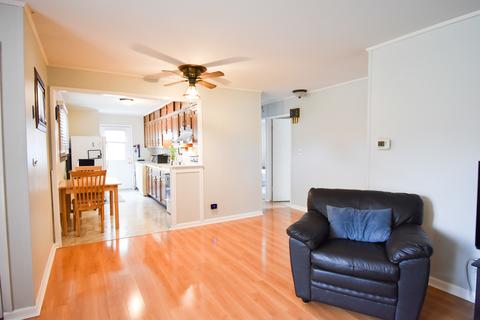 591 Audrey Ln, Wheeling, IL 60090 photo 6