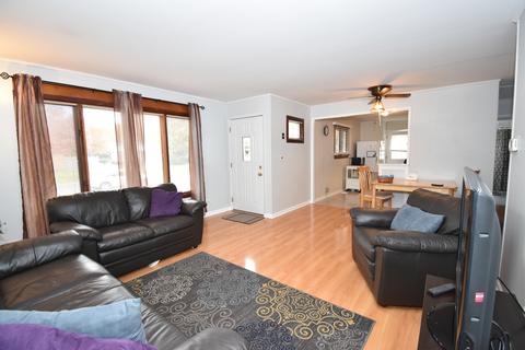 591 Audrey Ln, Wheeling, IL 60090 photo 5