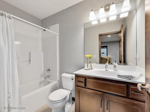 325 E Liberty Dr, Wheaton, IL 60187 photo 28