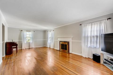 1887 Vermont St, Rolling Meadows, IL 60008 photo 2