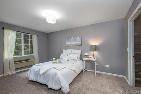 1435 Mcclure Rd, Aurora, IL 60505 photo 9