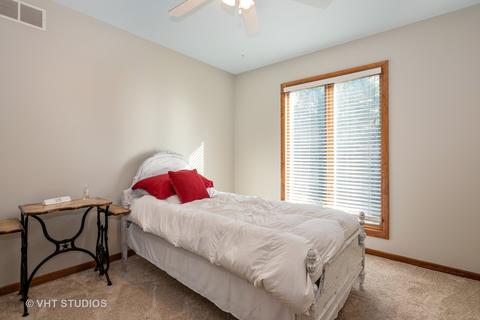 803 Surrey Ln, Algonquin, IL 60102 photo 11