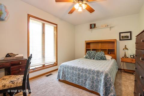 803 Surrey Ln, Algonquin, IL 60102 photo 12