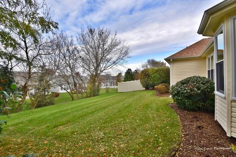 760 Red Barn Ln, Elgin, IL 60123 photo 5