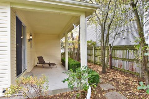 760 Red Barn Ln, Elgin, IL 60123 photo 7