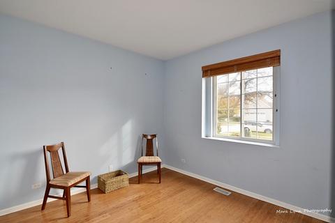 760 Red Barn Ln, Elgin, IL 60123 photo 29