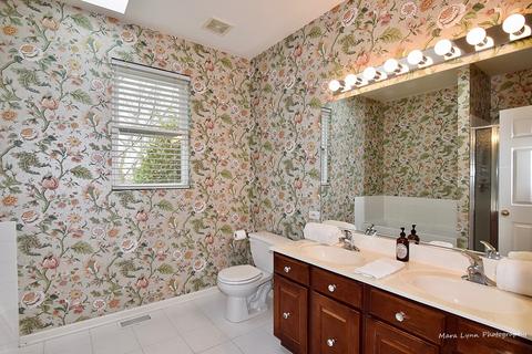 760 Red Barn Ln, Elgin, IL 60123 photo 24