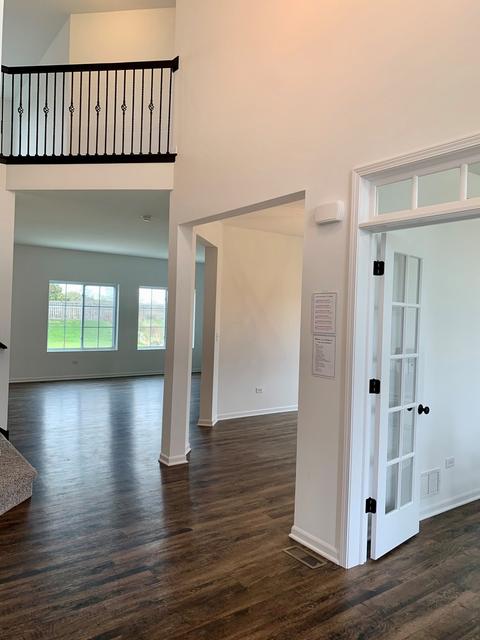 16605 Mueller Cir, Plainfield, IL 60586 photo 5