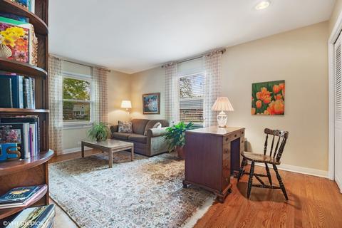 2138 Robincrest Ln, Glenview, IL 60025 photo 11