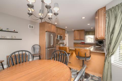 403 Evergreen St, Wheaton, IL 60187 photo 13
