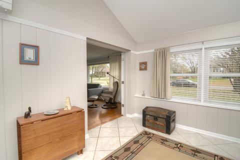 403 Evergreen St, Wheaton, IL 60187 photo 9