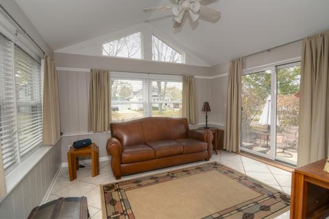 403 Evergreen St, Wheaton, IL 60187 photo 8