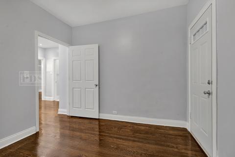 1519 E 85th Pl, Chicago, IL 60619 photo 16