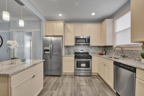 1519 E 85th Pl, Chicago, IL 60619 photo 11