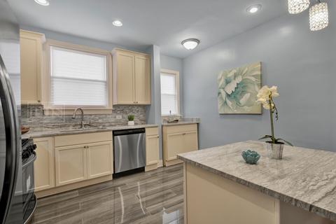 1519 E 85th Pl, Chicago, IL 60619 photo 12