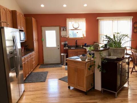210 N Draper Rd, Mchenry, IL 60050 photo 4