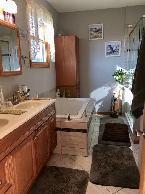 210 N Draper Rd, Mchenry, IL 60050 photo 7