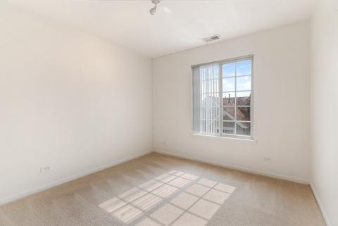 93 Cantal Ct, Wheeling, IL 60090 photo 9