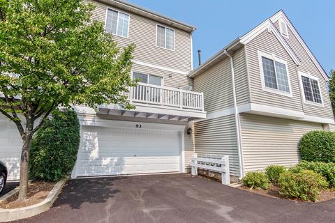 93 Cantal Ct, Wheeling, IL 60090 photo 16