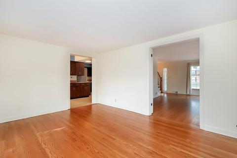 2433 Covert Rd, Glenview, IL 60025 photo 13
