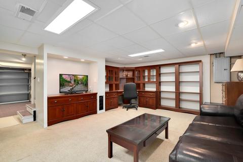 2433 Covert Rd, Glenview, IL 60025 photo 29