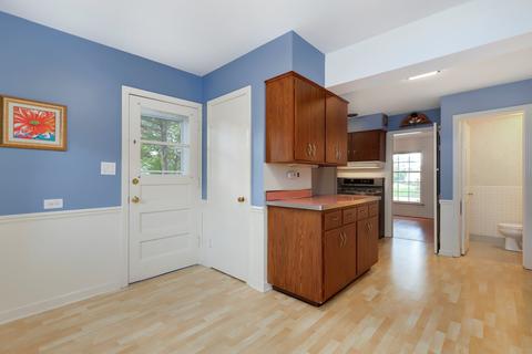 2433 Covert Rd, Glenview, IL 60025 photo 17