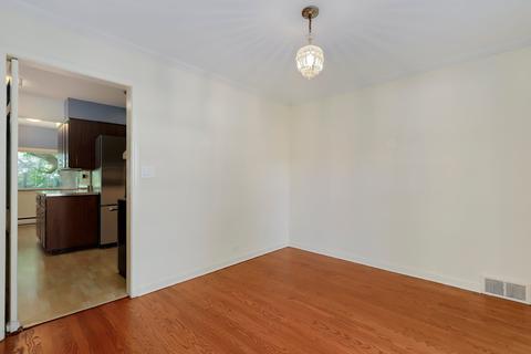 2433 Covert Rd, Glenview, IL 60025 photo 14