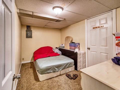 214 Channing Ct, Elgin, IL 60120 photo 18