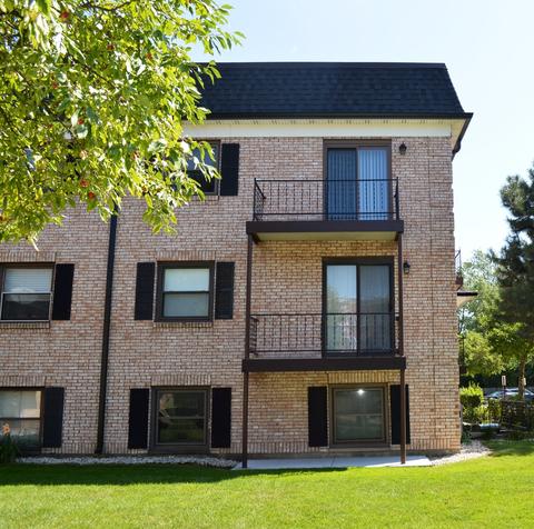 3325 Kirchoff Rd #3I, Rolling Meadows, IL 60008 photo 2