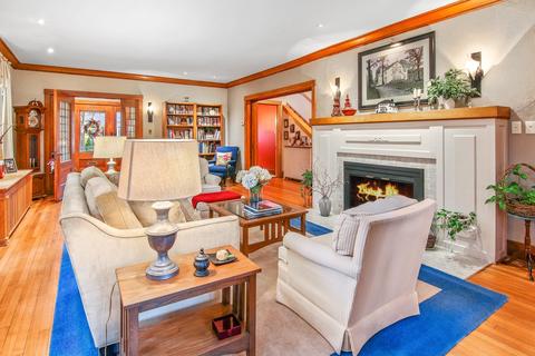 621 E Abe St, Plano, IL 60545 photo 5